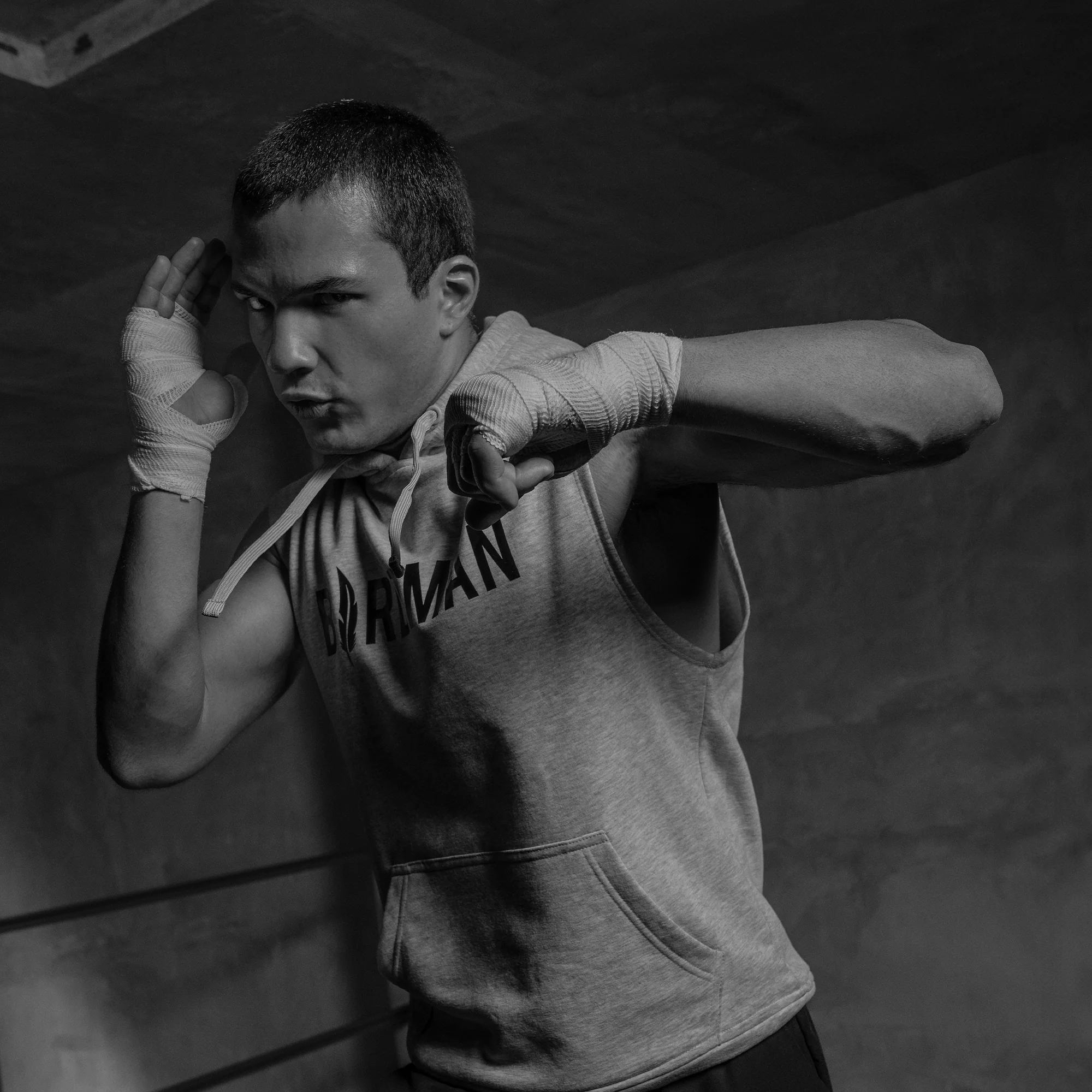 Falcon Performance Sport Protein Powder with Creatine - Chocolate Flavor - 1.9lbs - Image 5